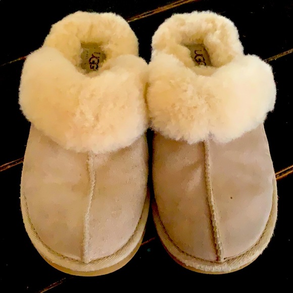 UGG Shoes - UGG Slippers